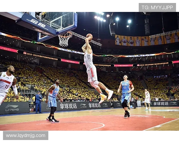 2018年CBA赛季广东队对阵吉林队精彩回顾与赛后分析 2018年CBA赛季广东队对阵吉林队精彩回顾与赛后分析