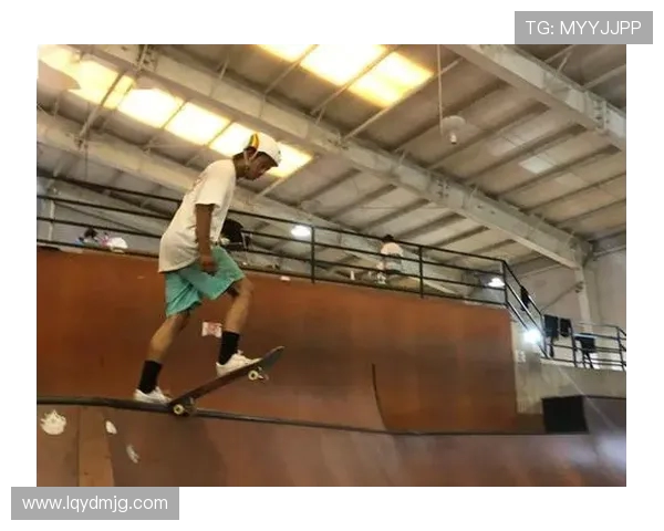 滑板战术解析：杭州滑板队如何构建高效进攻体系与战术配合